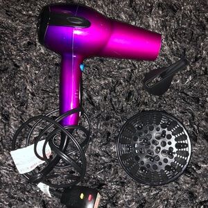 Blow dryer